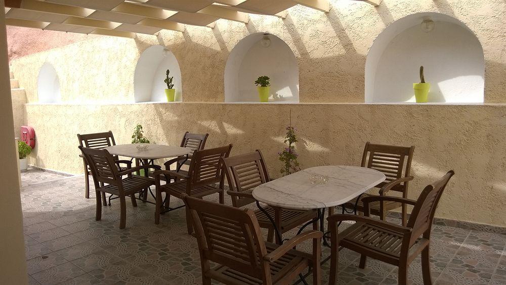 Anemomilos Suites Fira  Dış mekan fotoğraf