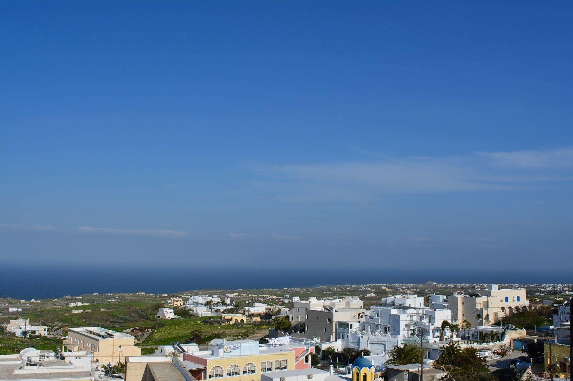 Anemomilos Suites Fira  Dış mekan fotoğraf