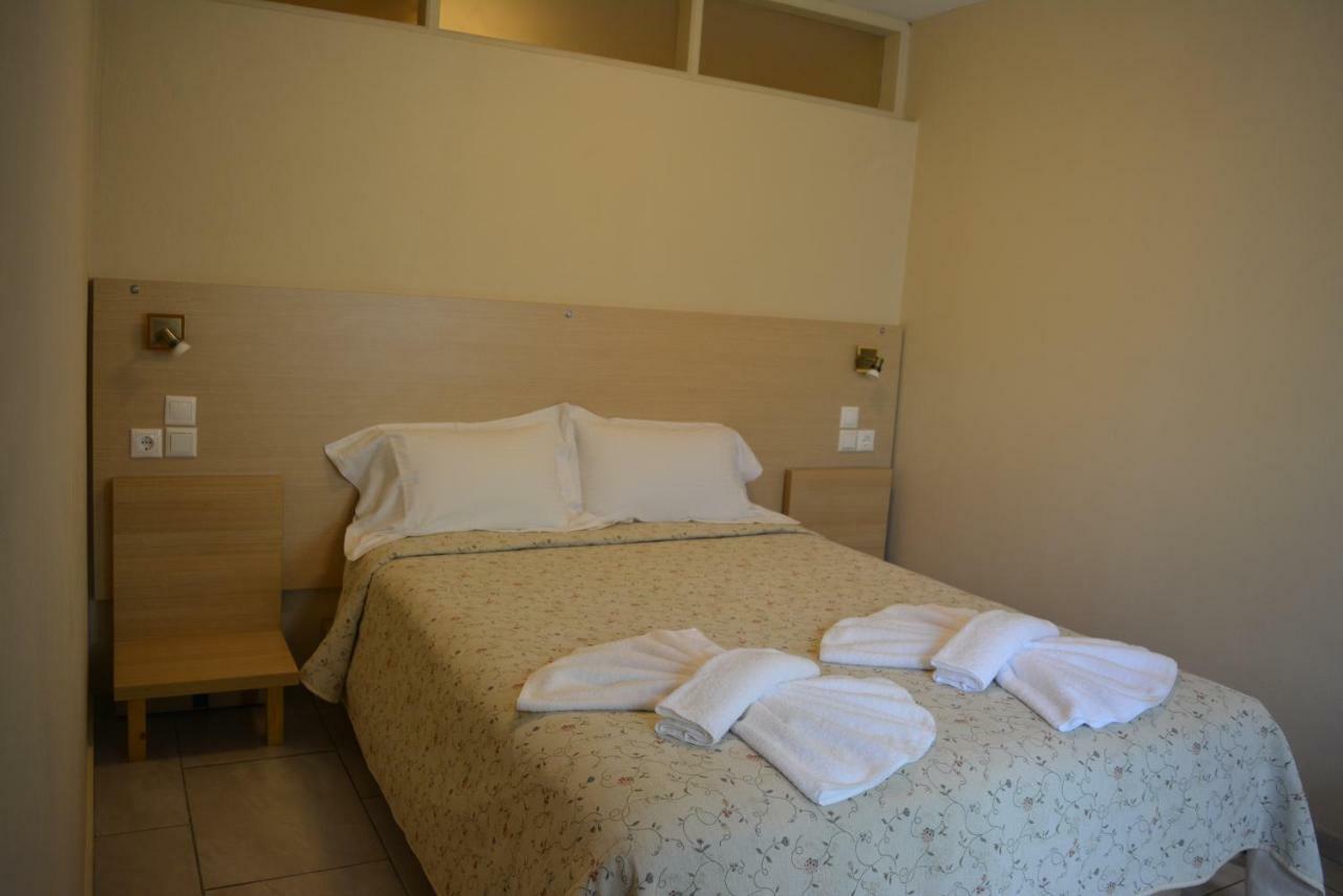 Anemomilos Suites Fira  Dış mekan fotoğraf