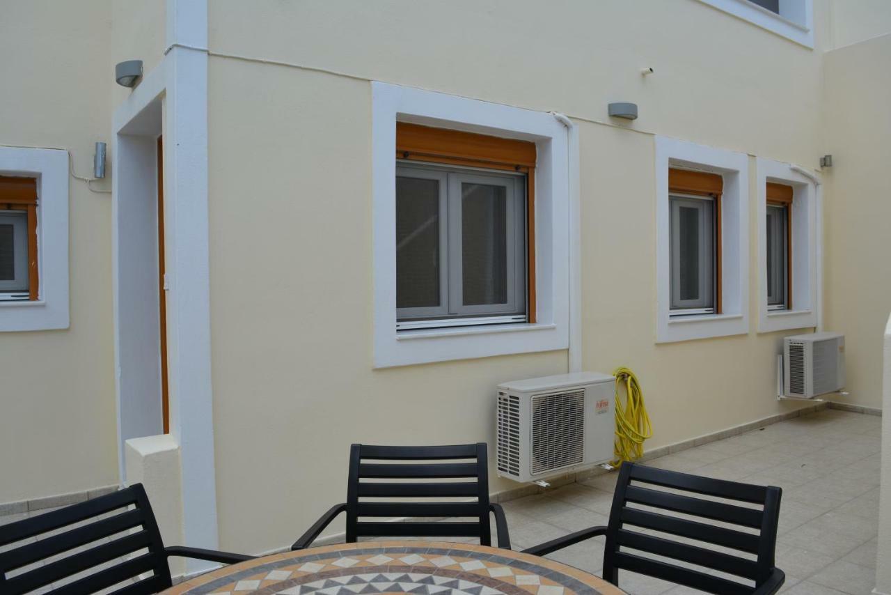 Anemomilos Suites Fira  Dış mekan fotoğraf